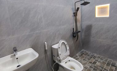 Rumah gentan purbayan Baki dekat manang