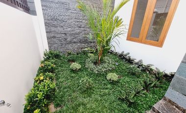 Rumah Mewah 261m² Gress Garasi 4 Solo Kota