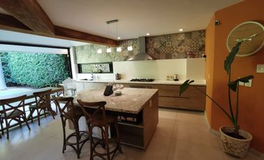 Casa en venta frente al fairway en Las Cañadas Country Club, Zapopan, Jalisco.