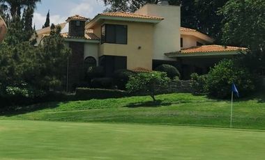Casa en venta frente al fairway en Las Cañadas Country Club, Zapopan, Jalisco.