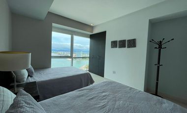 CONDOMINIO FRENTE AL MAR
