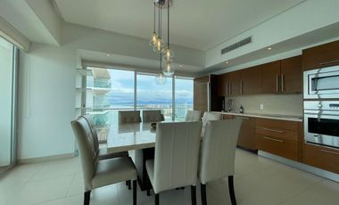 CONDOMINIO FRENTE AL MAR