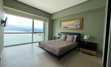CONDOMINIO FRENTE AL MAR