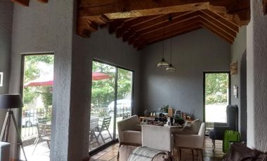 Lomas de Bezares casa en renta