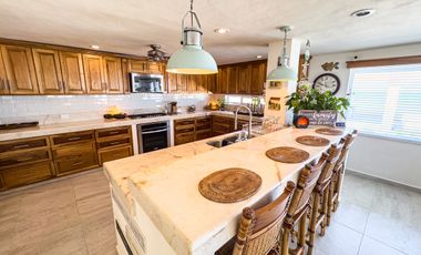 Residencia de lujo frente al mar