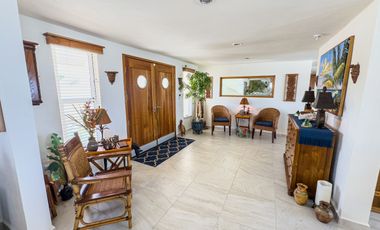 Residencia de lujo frente al mar