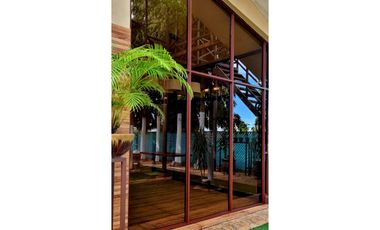 HERRERA / CHITRE / 357M / CASA CON PISCINA TERRAZA / 4 HABITACIONES JC