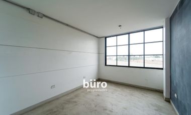 EDIFICIO COMPLETO EN VENTA A PRECIO DE TERRENO EN MIRAFLORES