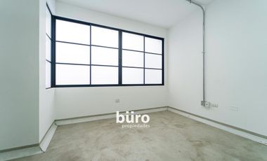 EDIFICIO COMPLETO EN VENTA A PRECIO DE TERRENO EN MIRAFLORES