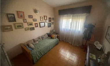 CHALET CON GARAGE EN LOTE LINDERO