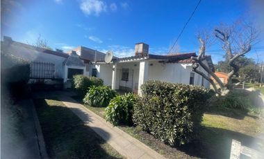 CHALET CON GARAGE EN LOTE LINDERO