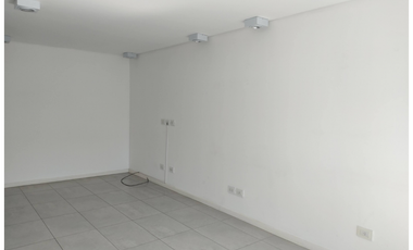 Departamento 2 Amb. En edificio BOGHOSS II