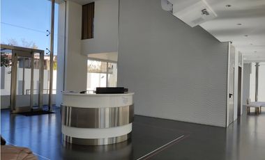 Departamento 2 Amb. En edificio BOGHOSS II