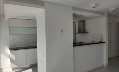 Departamento 2 Amb. En edificio BOGHOSS II