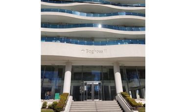 Departamento 2 Amb. En edificio BOGHOSS II