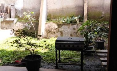 Rumah disamping setraduta jual BU hitung tanah saja murah.