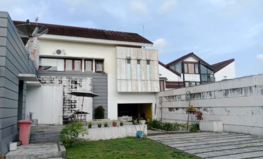 Rumah Tinggal Cocok Untuk Keluarga Besar dan Investasi