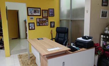 Rumah Tinggal Cocok Untuk Keluarga Besar dan Investasi