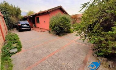 VENTA LINDA CASA EN MACUL CON TERRENO DE 903 M2