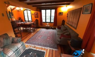 VENTA LINDA CASA EN MACUL CON TERRENO DE 903 M2