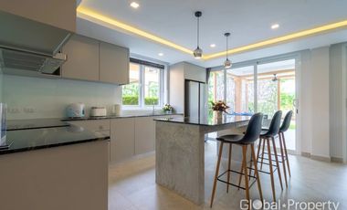 Private and Luxury Pool Villa at Koh Chang for sale