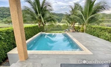 Unique Custom-Designed Poolvilla in Koh Chang