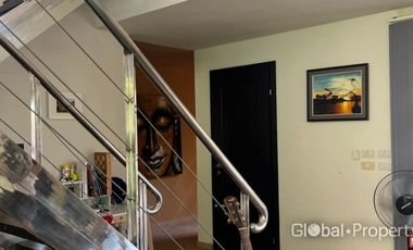 5-bedroom house on Koh Chang in a project with private beach