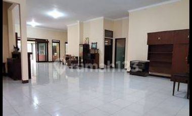 disewakan Rumah Vintage Old Money Di Bogor Luas