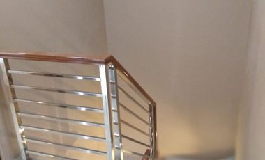 Hunian Nyaman 2 LantAi  ke Sumarecon 10menit