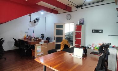 RUMAH MODERN 3 LANTAI di JATIBENING, BEKASI