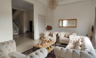 RUMAH MODERN 3 LANTAI di JATIBENING, BEKASI