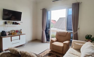 RUMAH MODERN 3 LANTAI di JATIBENING, BEKASI