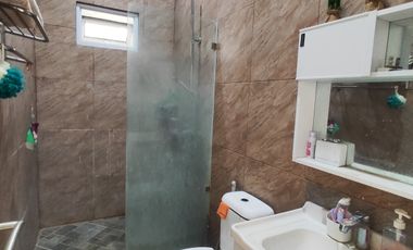 RUMAH MODERN 3 LANTAI di JATIBENING, BEKASI