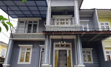 DIJUAL CEPAT  RUMAH BAGUS  DI KOMPEK ELIT    WAYHITAM PALEMBANG