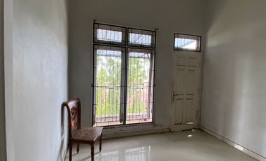 DIJUAL CEPAT  RUMAH BAGUS  DI KOMPEK ELIT    WAYHITAM PALEMBANG