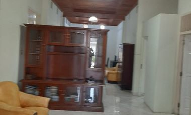 Disewakan Dengan Cepat Rumah di Komplek Bukit Sejahtera Poligon