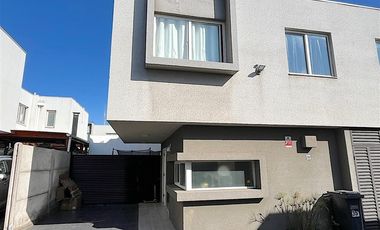 Casa en Venta en Diego Portales 1547