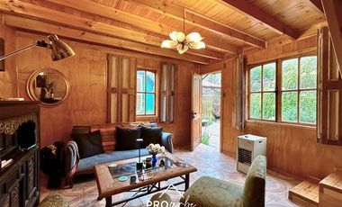 Casa en Venta en Venta de Parcela con 2 Casas, Gran Piscina, Terreno 5.000 m2, Centro San Alfonso