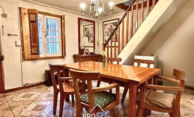 Casa en Venta en Venta de Parcela con 2 Casas, Gran Piscina, Terreno 5.000 m2, Centro San Alfonso