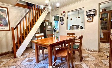 Casa en Venta en Venta de Parcela con 2 Casas, Gran Piscina, Terreno 5.000 m2, Centro San Alfonso