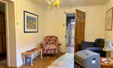 Casa en Venta en Venta de Parcela con 2 Casas, Gran Piscina, Terreno 5.000 m2, Centro San Alfonso