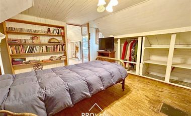 Casa en Venta en Venta de Parcela con 2 Casas, Gran Piscina, Terreno 5.000 m2, Centro San Alfonso