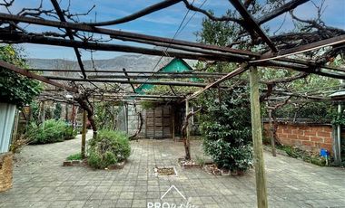 Casa en Venta en Venta de Parcela con 2 Casas, Gran Piscina, Terreno 5.000 m2, Centro San Alfonso