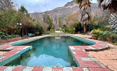 Parcela en Venta en Venta de Parcela con 2 Casas, Gran Piscina, Terreno 5.000 m2, Centro San Alfonso