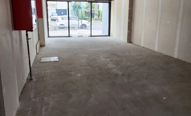 Local Comercial en Arriendo en Av San Martin con 7 norte