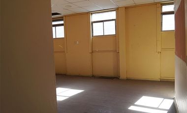 Local Comercial en Arriendo en Monjitas / Santo Domingo/metro Bellas Artes