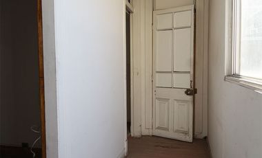 Local Comercial en Arriendo en Monjitas / Santo Domingo/metro Bellas Artes