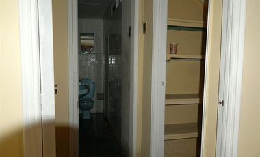 Local Comercial en Arriendo en Monjitas / Santo Domingo/metro Bellas Artes