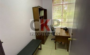 Oficina en Venta en Paseo Bulnes Eleuterio