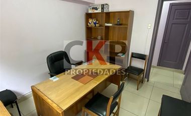Oficina en Venta en Paseo Bulnes Eleuterio